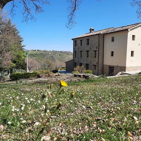 L'alboreto Salvatico Alloggio per agriturismo *